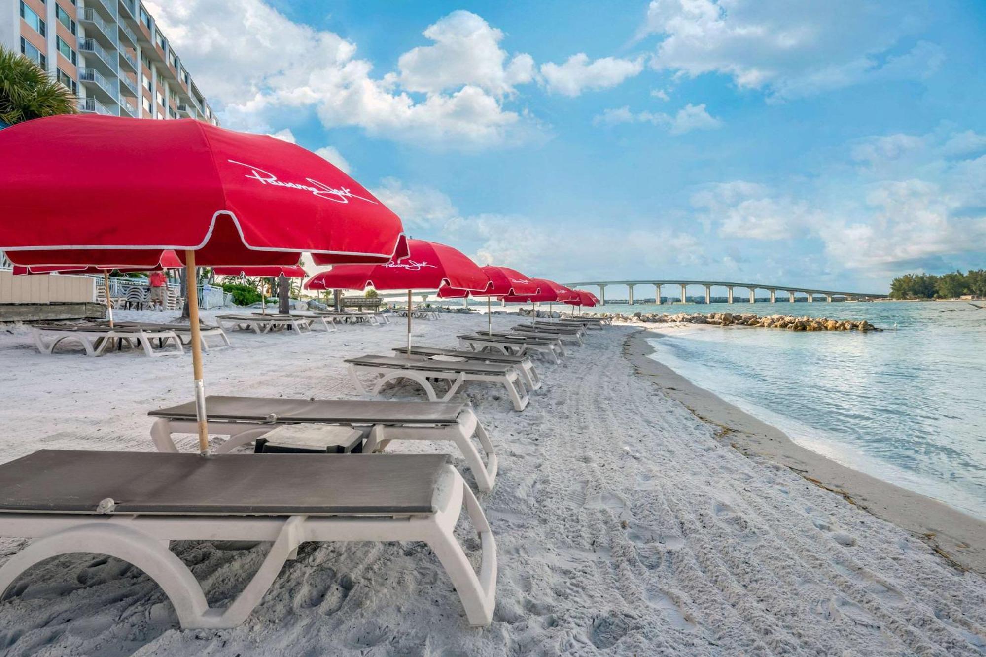 Winter The Dolphin'S Beach Club, Ascend Hotel Collection Clearwater Beach Esterno foto